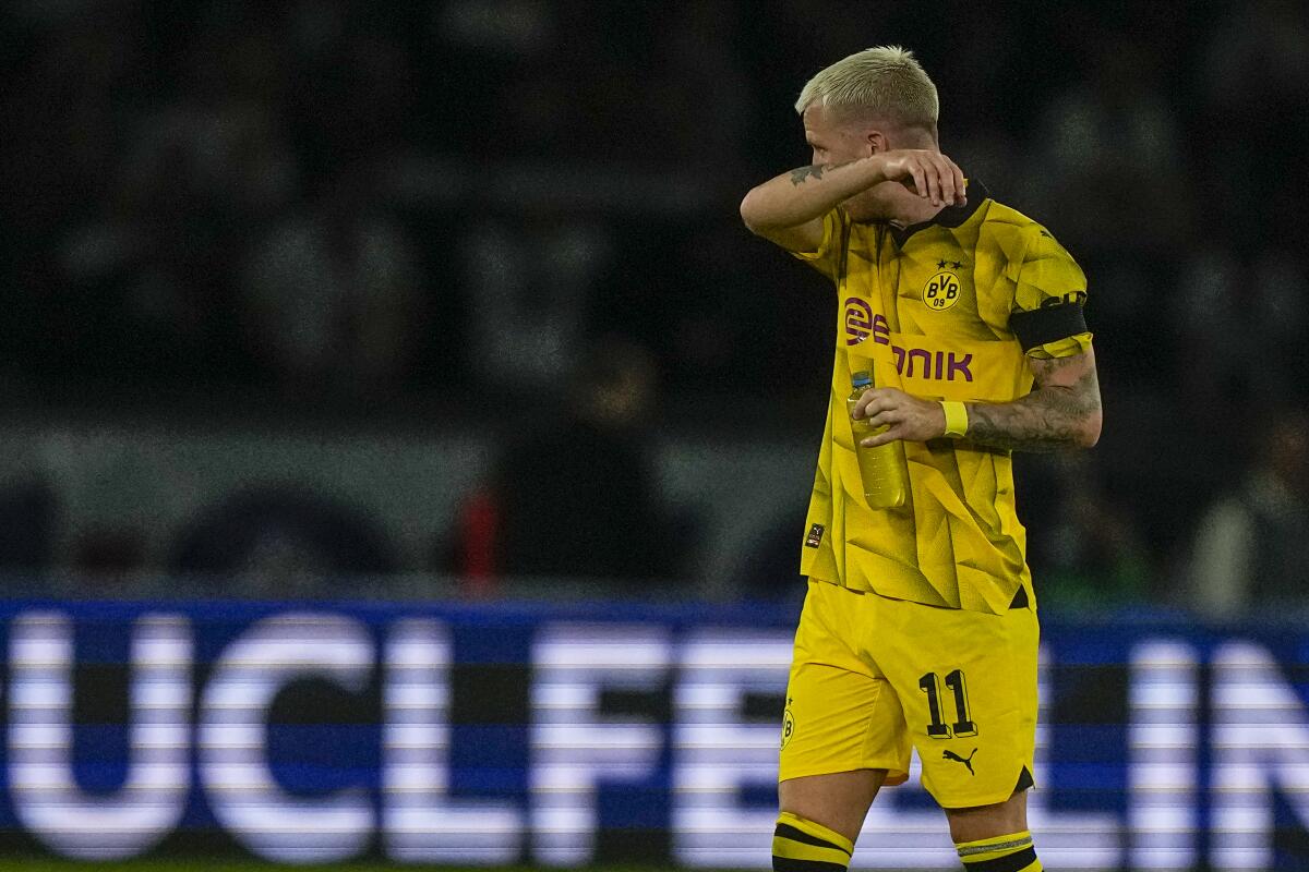 Borussia Dortmund still preoccupied by Bundesliga near-miss and is